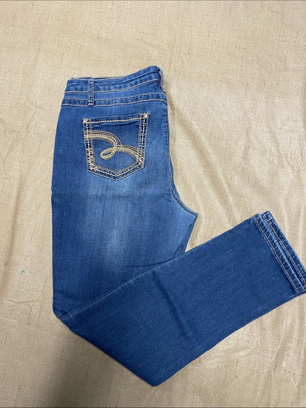 Earl Jeans Women's Skinny Blue Denim with Embroidered Back Pocket